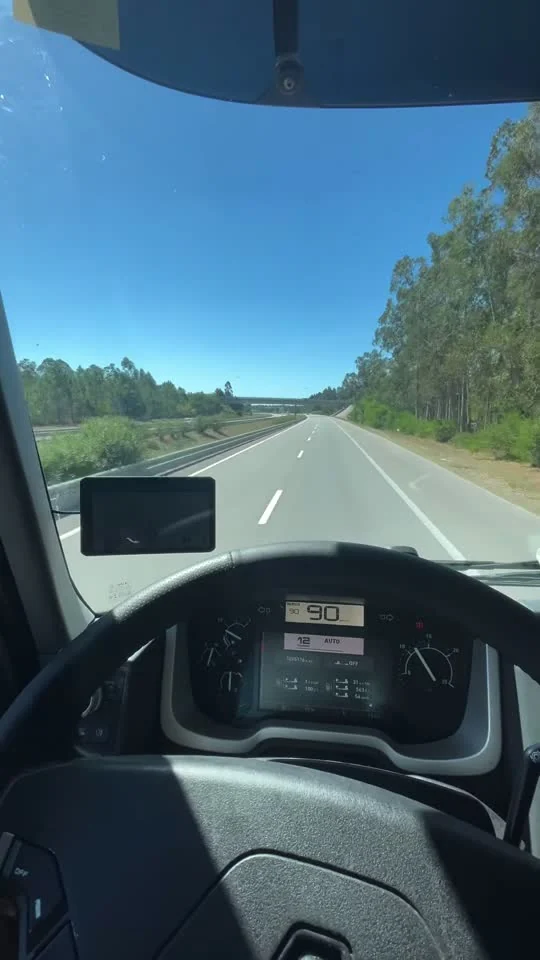 Carretera portuguesa vista desde la cabina